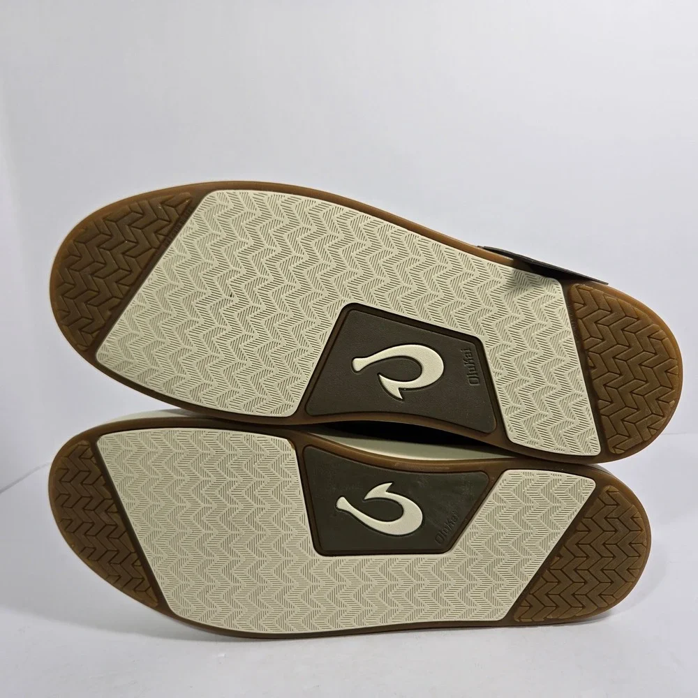 OluKai papaku chukka